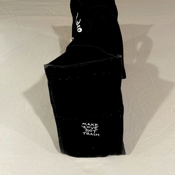 Black Canvas Tote Bag with pockets - Picture 3 of 9